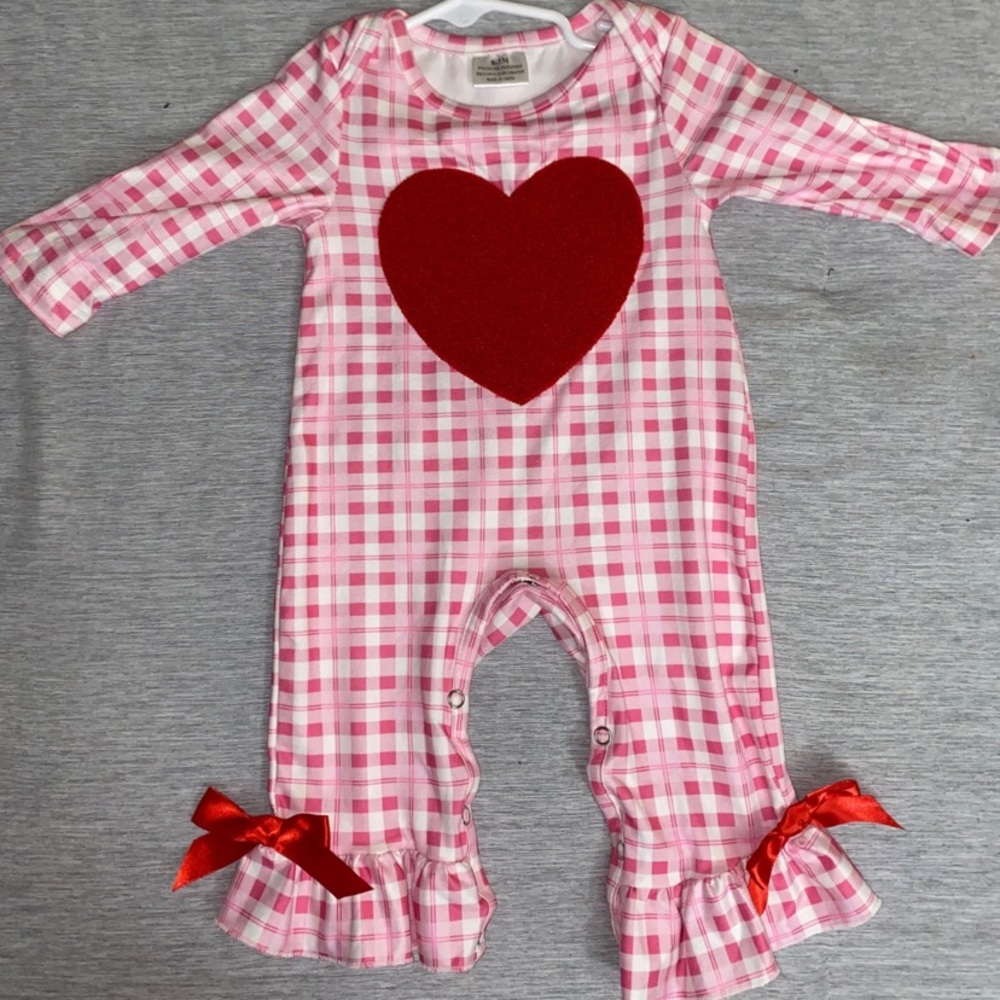 Custom Made Valentines Outfit 0-3M GIRLS